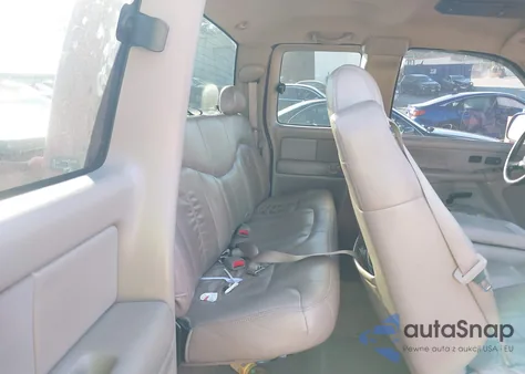 2001 Chevrolet Silverado 1500 Lt z USA, uszkodzony, nr VIN 2GCEC19T611177318